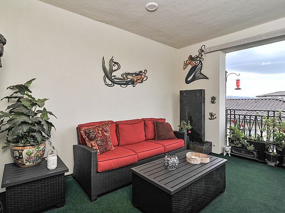 5th image of 1091 Foxglove Pl Unit 402