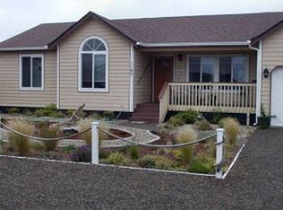 1145 Maplewood Ct, Ocean Shores, WA 98569