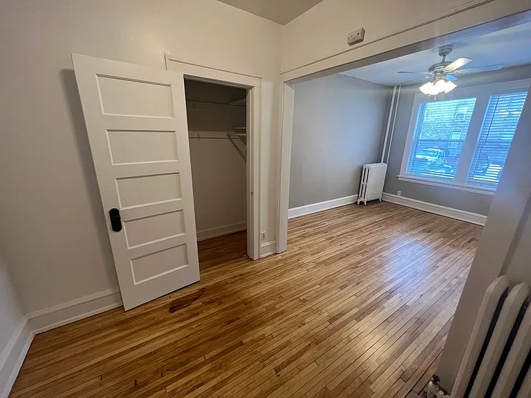 Stevens Square Apartments — Photo 40