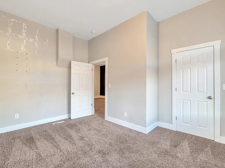 2849 Lincoln Ave — Photo 9