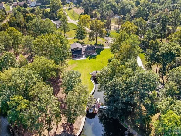 823 Lars Cv, Eaton, OH 45320