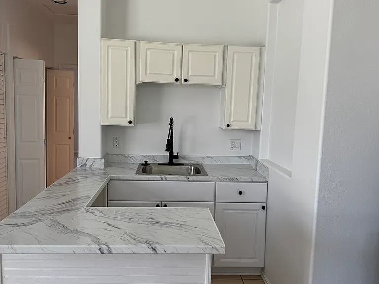 31200 Avenida Alvera #B — Photo 3