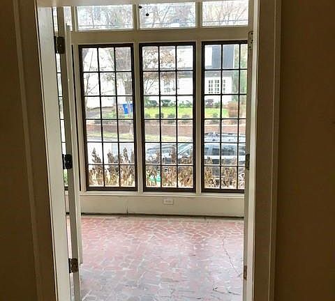 4th image of 73 Highland Dr NE