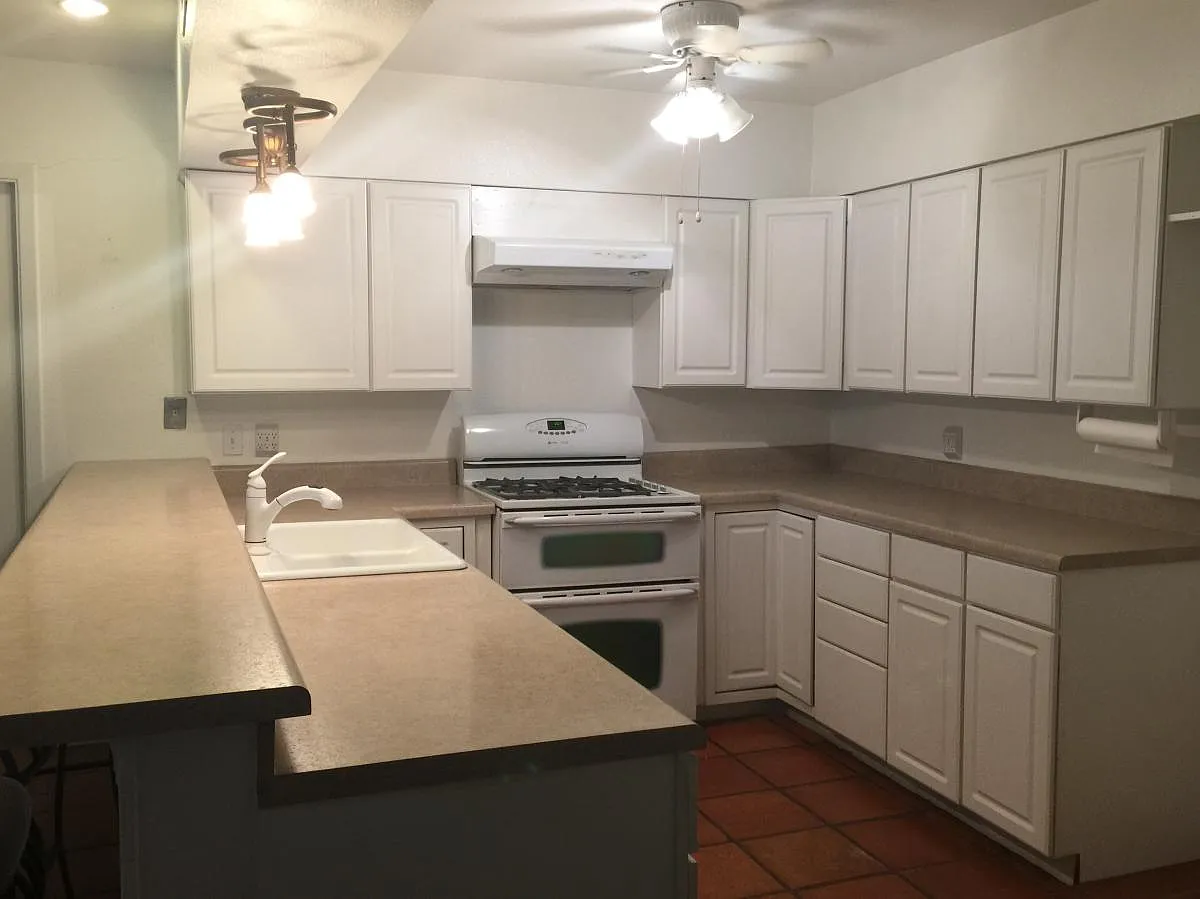3 bed, 1824 sqft, $2,100 — Photo 3