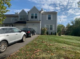 19 Buffalo Hollow Rd, Branchburg, NJ 08876