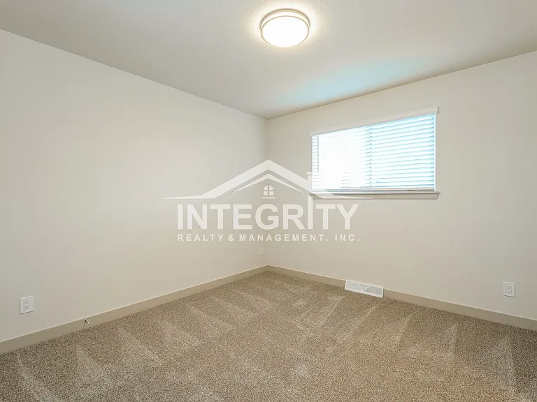 6475 W Kingsley Ave — Photo 24