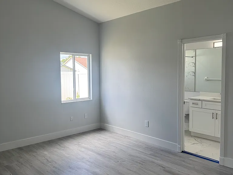 8614 Manassas Rd — Photo 6