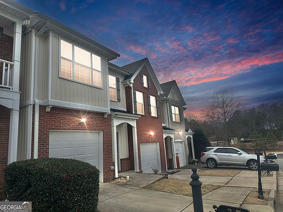 2nd image of 41 Hidden Hickory Ct