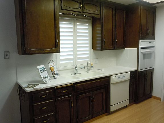 4th image of 1800 Wylie Dr