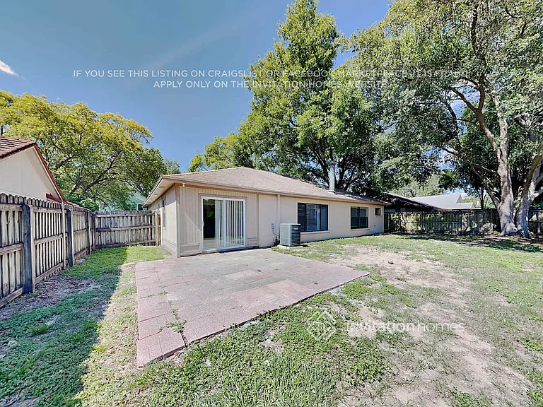 4129 Yellowwood Dr — Photo 5