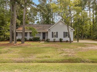 411 Nash Rd, Saint Pauls, NC 28384