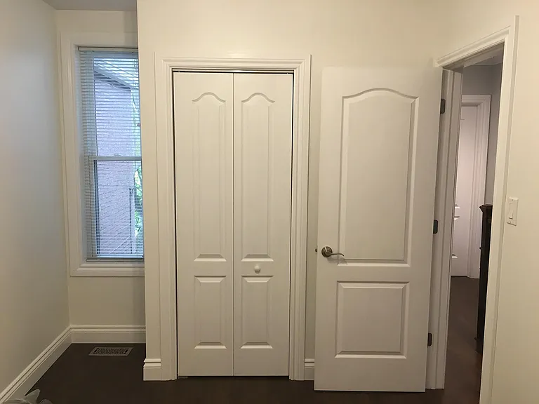 19 Ashland Ave — Photo 45