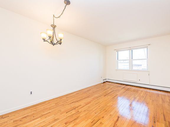 5th image of 21-17 33rd Ave #3A