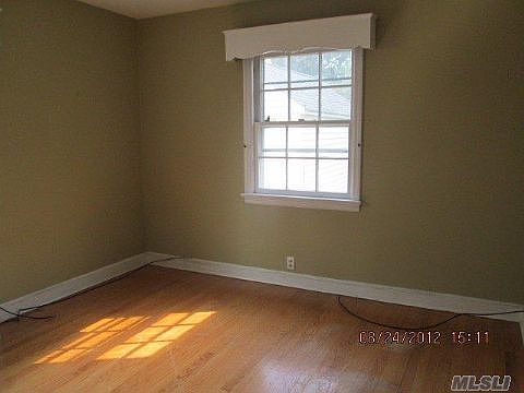 2nd image of 19 Herrick Dr