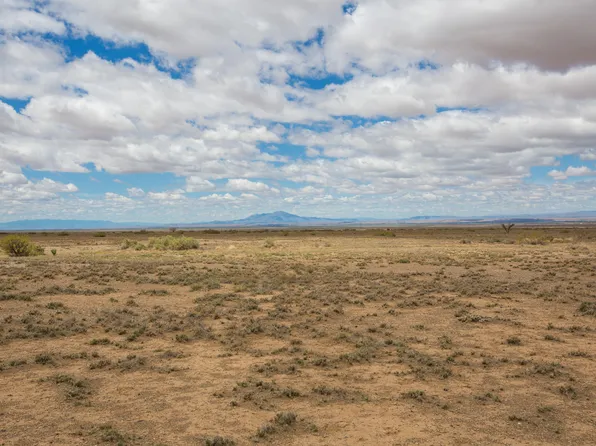 60 S 1st St #24, Belen, NM 87002