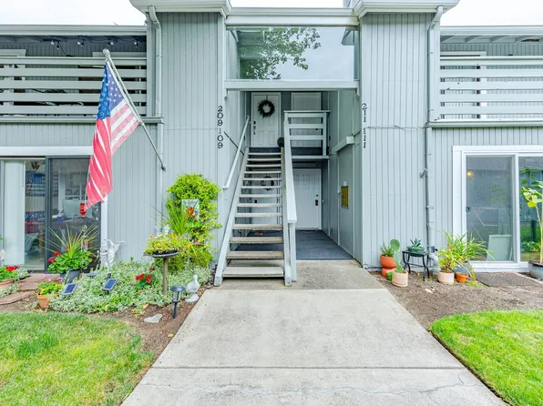 650 Harlow Rd, Springfield, OR 97477