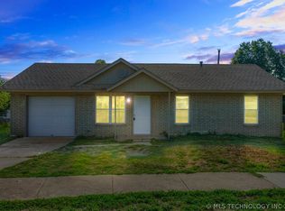 105 S 185th East Ave, Tulsa, OK 74108