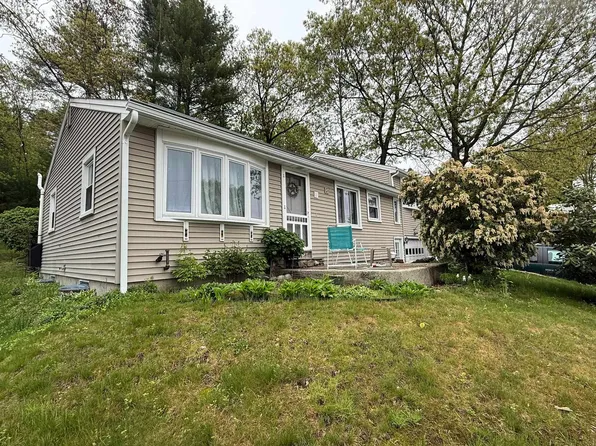 11 Monadnock Street, Nashua, NH 03064