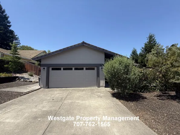 400 Smith Ct, Petaluma, CA 94952