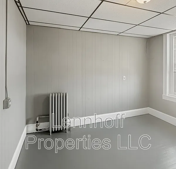 82-86 S Broadway #11 — Photo 6
