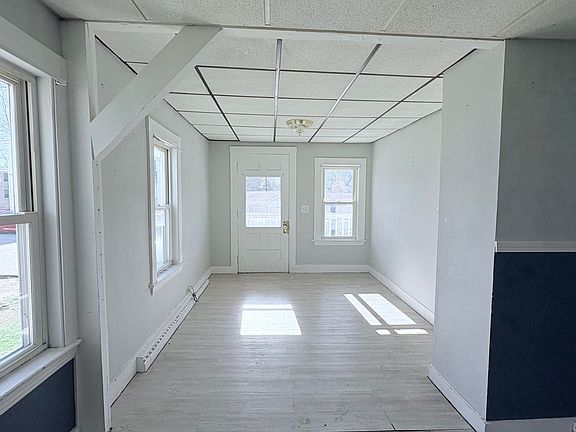 4th image of 5 Ralph Ave Avenue