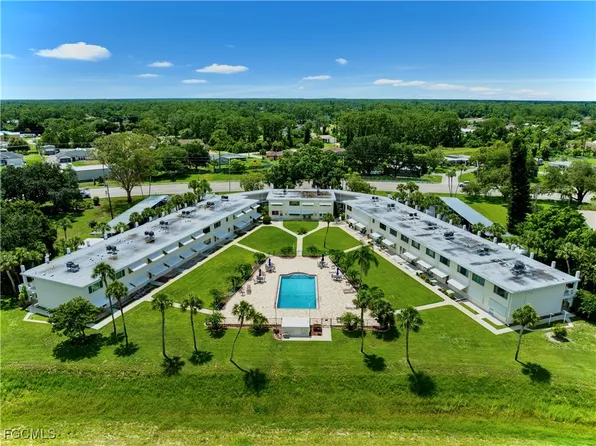 357 Joel Blvd APT 120, Lehigh Acres, FL 33936