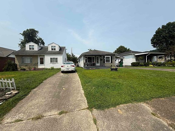 2nd image of 2923 N Hill Rd