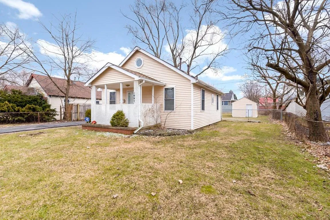 1991 Ferris Rd photo 1
