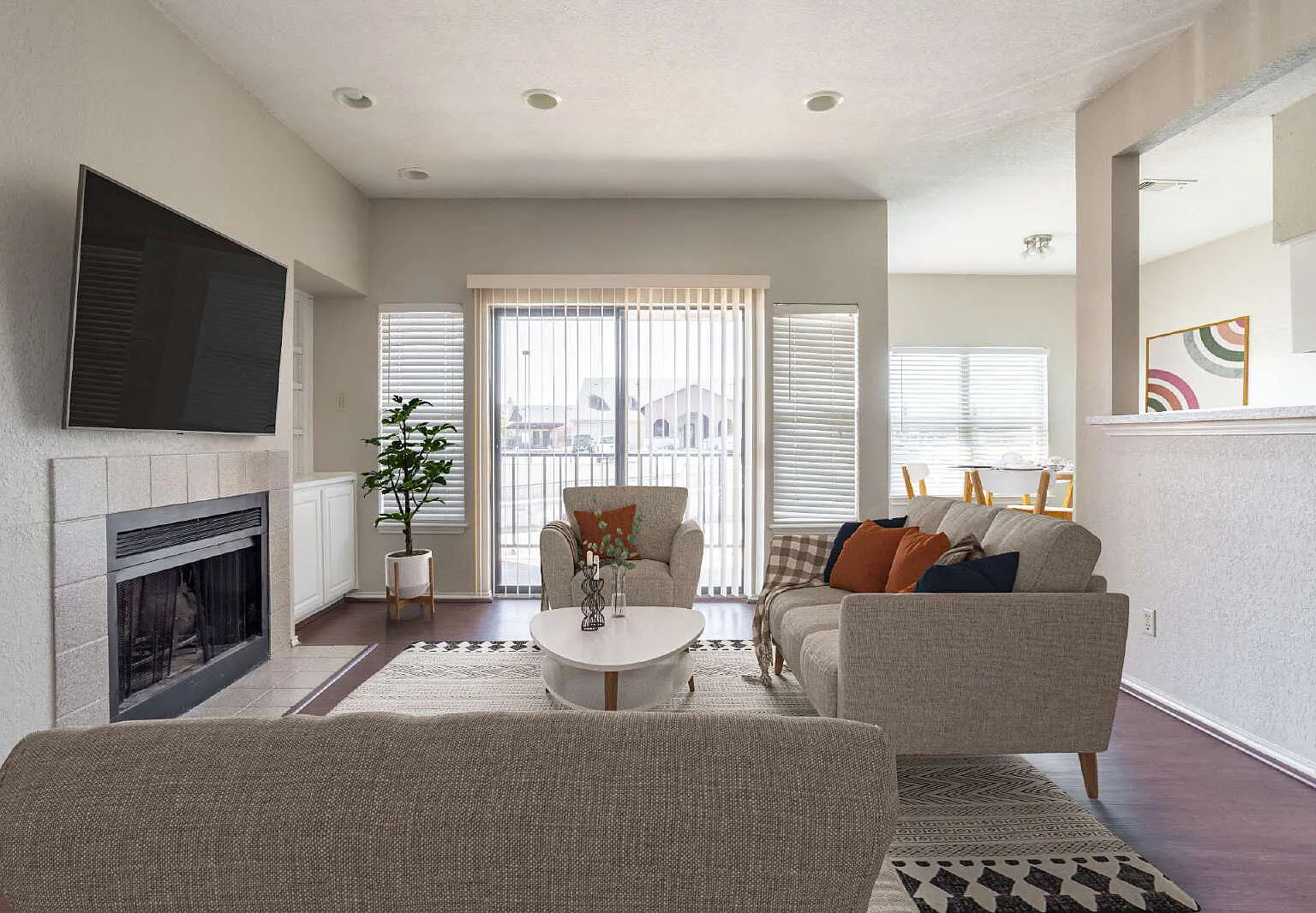 2 bed, 2.0 bath, 1200 sqft, $1,550 — Photo 1