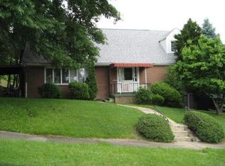 95 Nassau St, Uniontown, PA