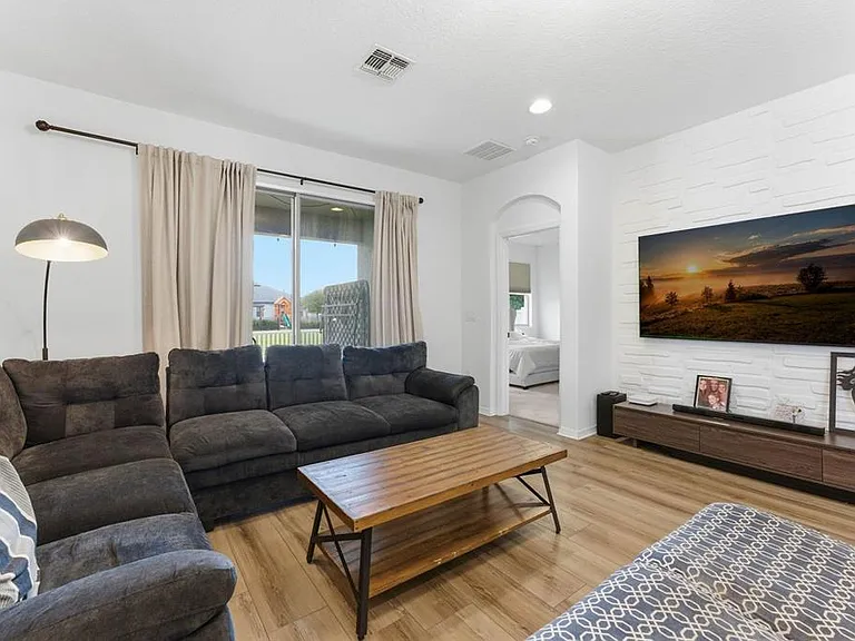 1840 Napoli Dr — Photo 21