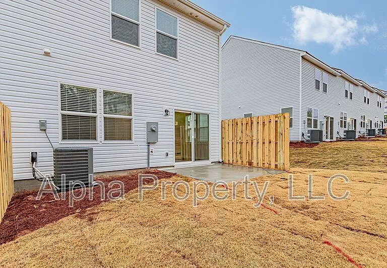 147 Clingstone Trl — Photo 25