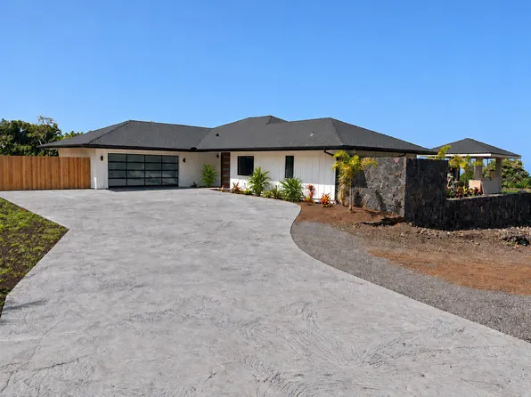83-5749 Kanele St, Captain Cook, HI 96704