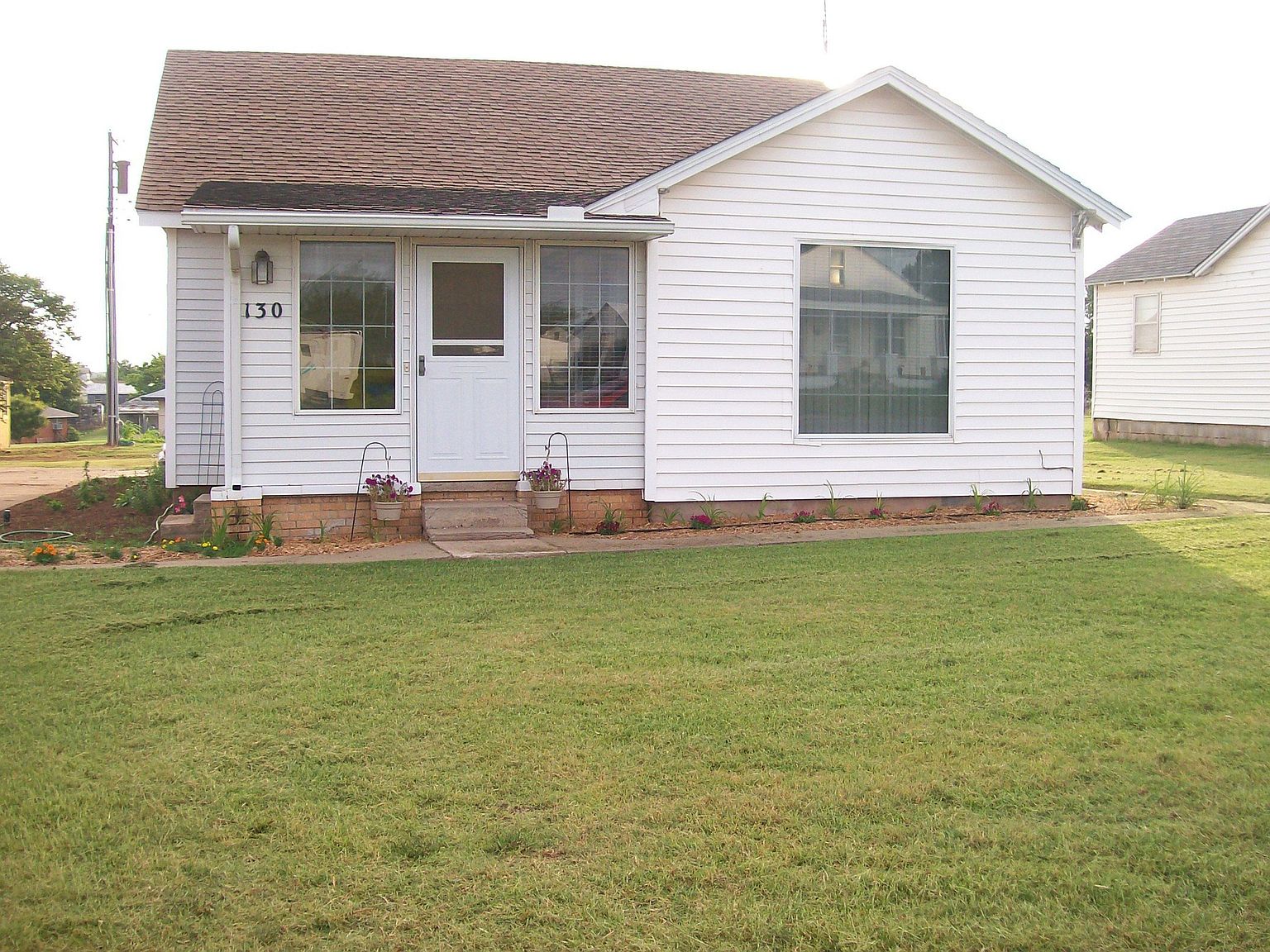 130 S Phillips Ave, Leedey, OK 73654 Zillow