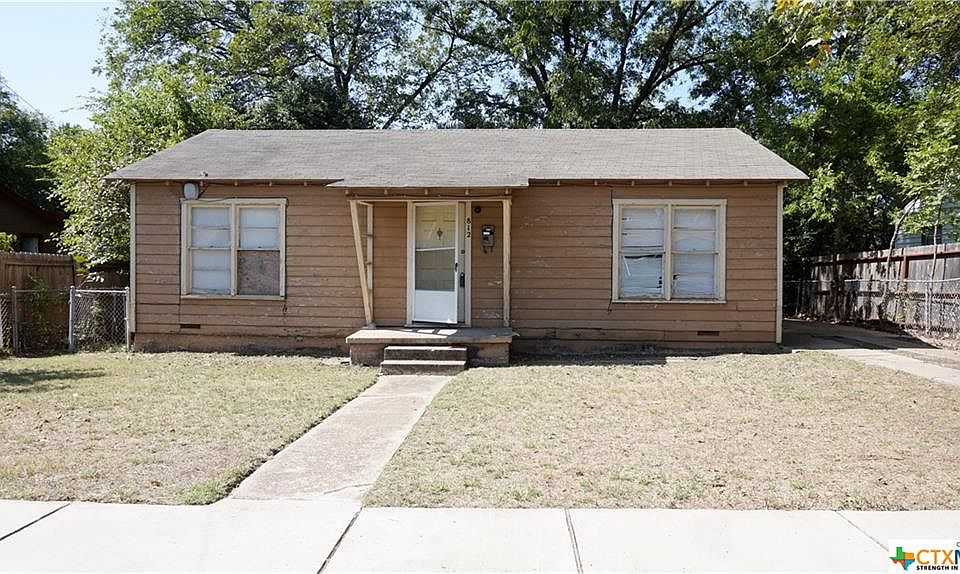 1st image of 812 Attas Ave