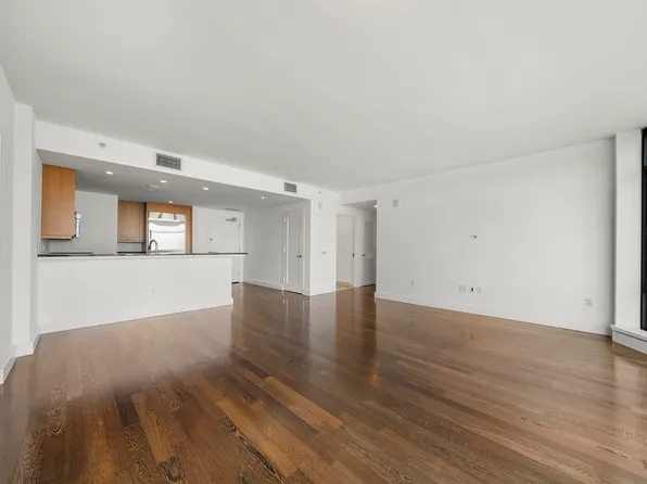 8100 River Road image 7 of 17