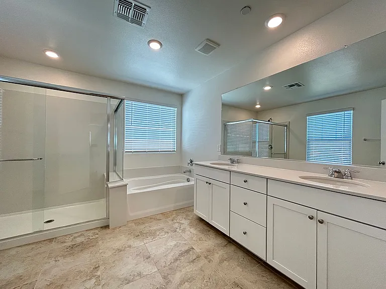 2677 Gallarate Dr — Photo 17