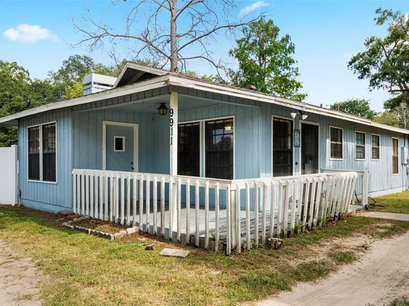 9911 E FOWLER AVENUE, THONOTOSASSA, FL 33592