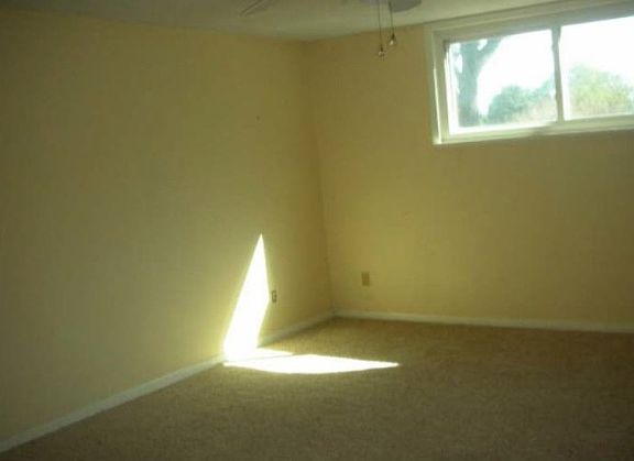 3rd image of 113 Arlette Dr