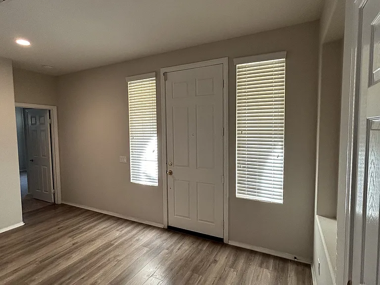 7572 Corona Valley Ave — Photo 3