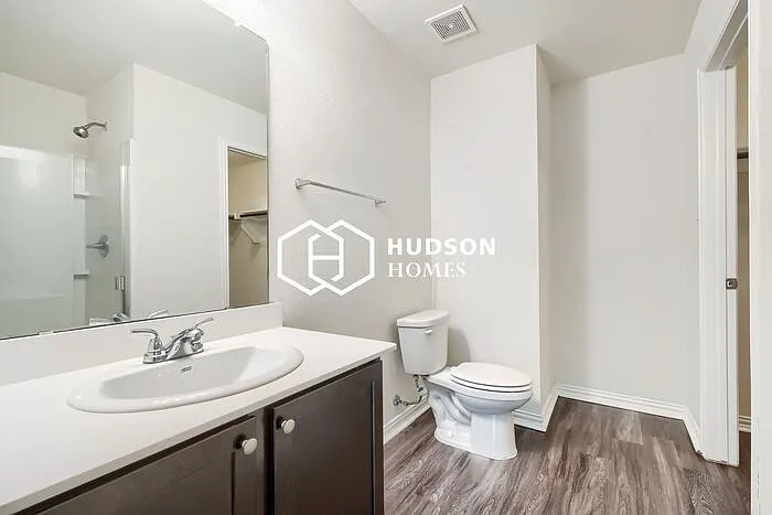 1844 Sheila Dr — Photo 11