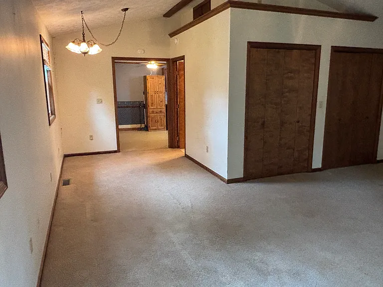 144 Aberdene Ln — Photo 10