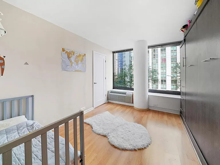 155 N Harbor Dr #407 — Photo 13