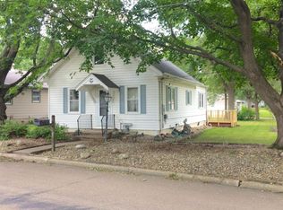 821 S 3rd Ave, Albert Lea, MN 56007