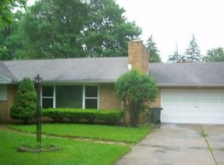 5563 Fair Valley Rd, Dayton, OH 45414