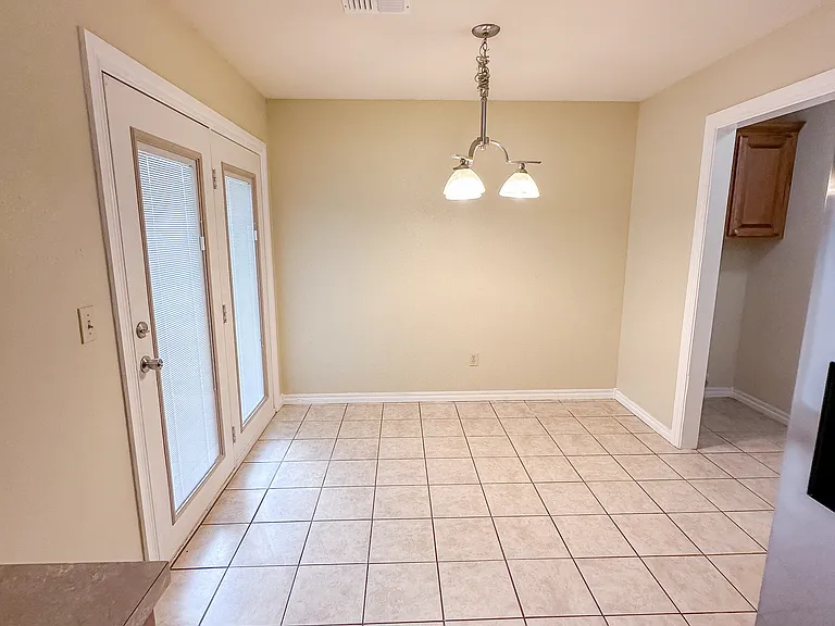4407 SW Hickory Ln — Photo 8