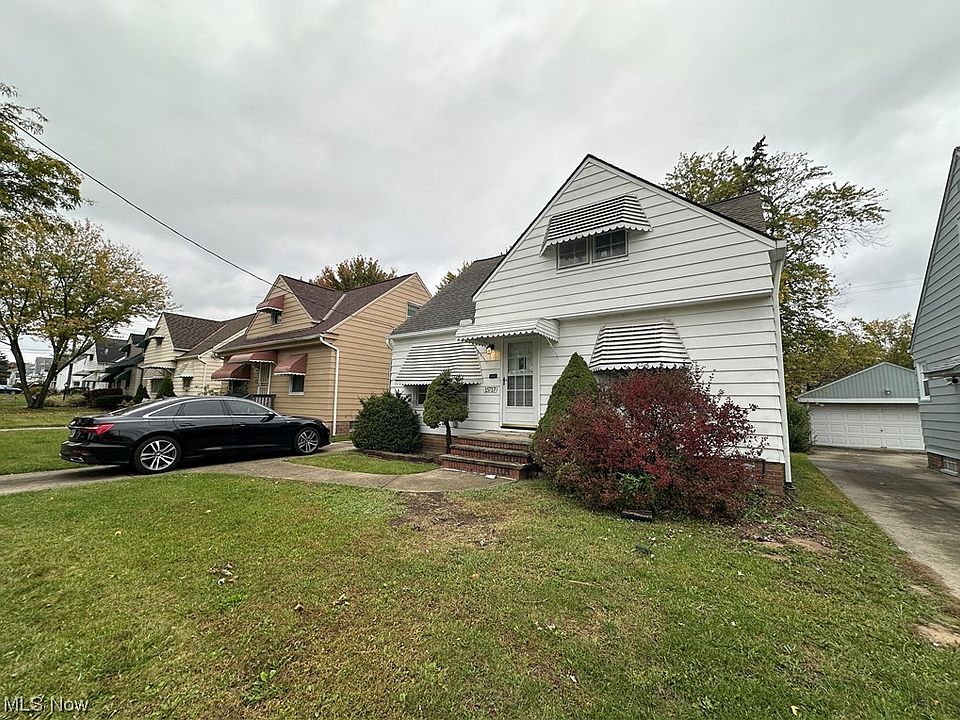 15717 Rockside Rd, Maple Hts, OH 44137 Zillow