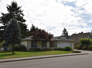 857 Jodee Ln, Brookings, OR 97415