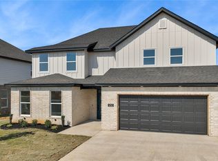 950 Moksha St, Centerton, AR 72719