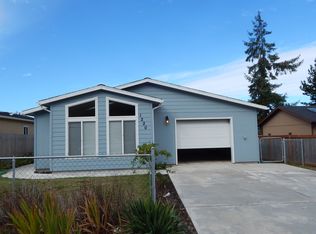 1220 Sanford St, Coos Bay, OR